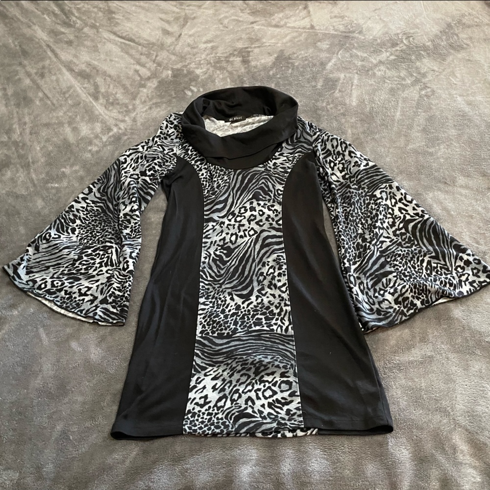 Di Nicci Bell Sleeved Animal Print Dress